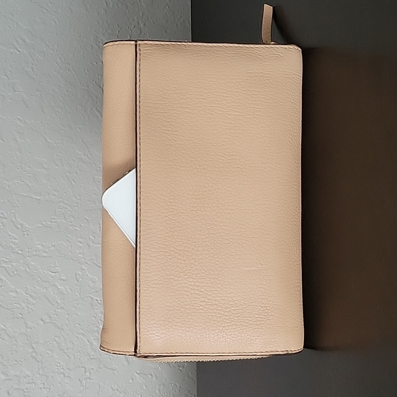 Tory Burch McGraw Convertible Crossbody - Picture 4 of 15